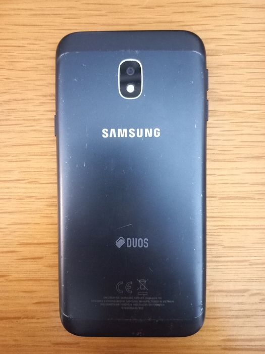 Samsung J3 2017 - ecrã partido mas funcional