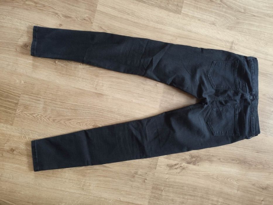Czarne długie spodnie - Pull&Bear, rozmiar 34