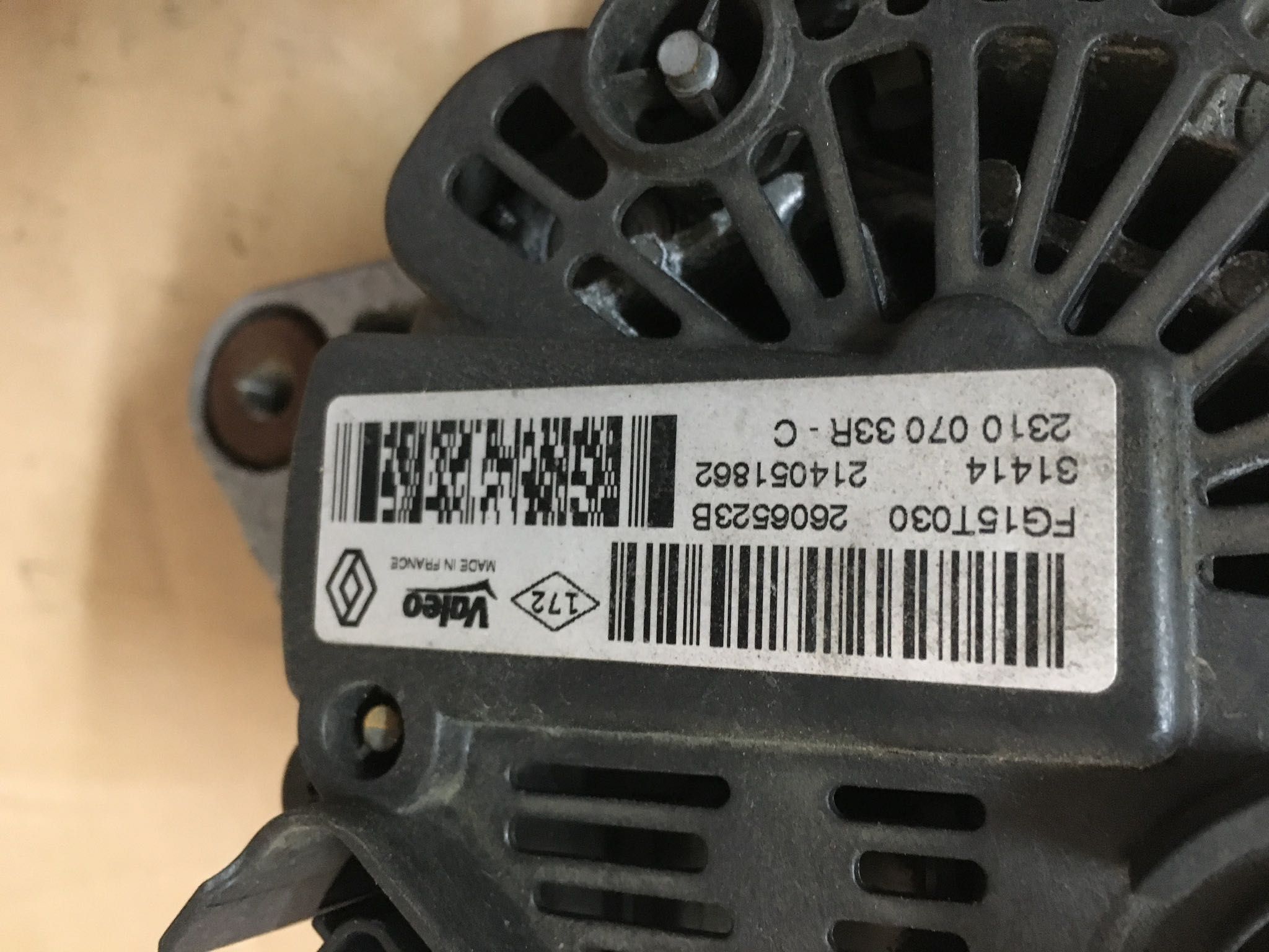 Alternator Renault Kangoo Megane Scenic 1.2 tce