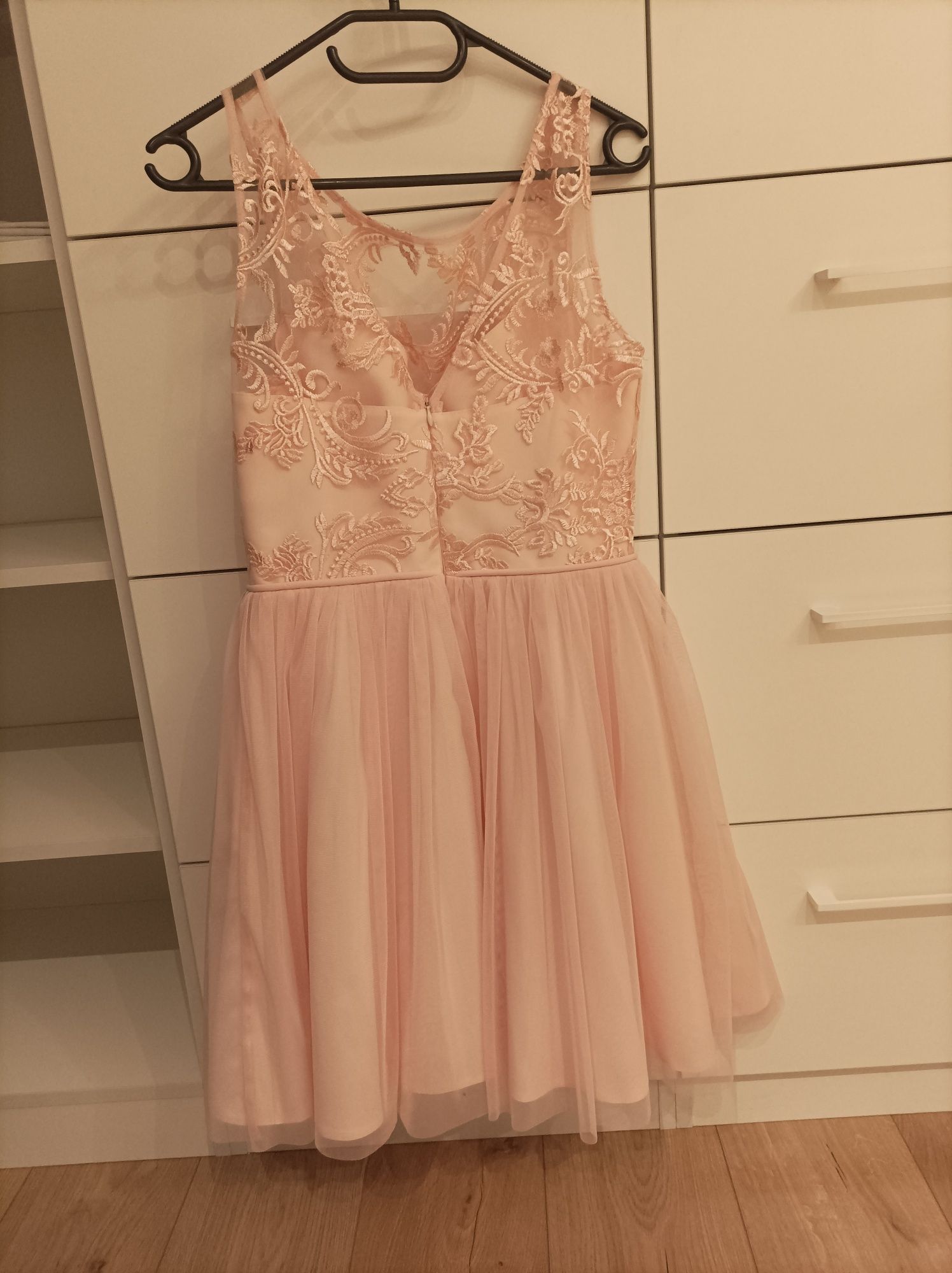 Różowa sukienka rozmiar 40