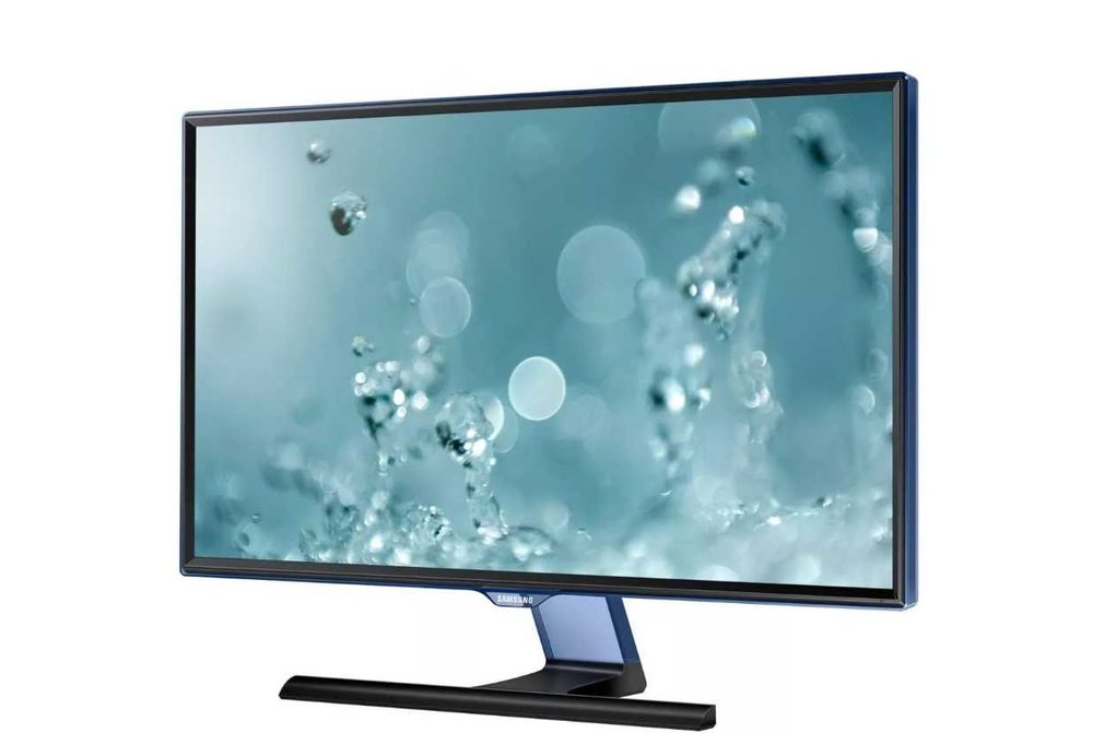 Монитор Samsung с HDMI кабелем