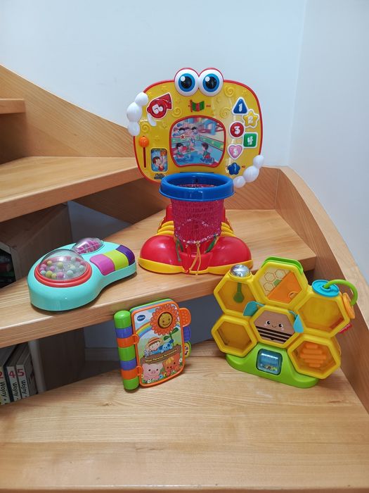 Zestaw zabawek b.toys, clementoni, fisherprice, vtech