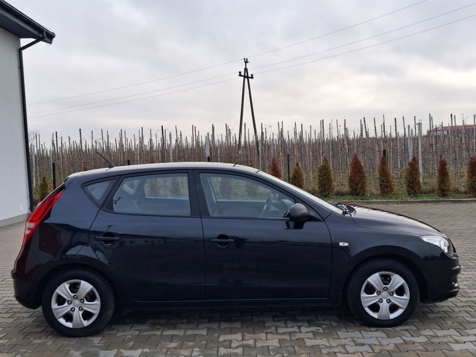 Hyundai i30 1.4b Klima Elektryka Super Stan z Niemiec!
