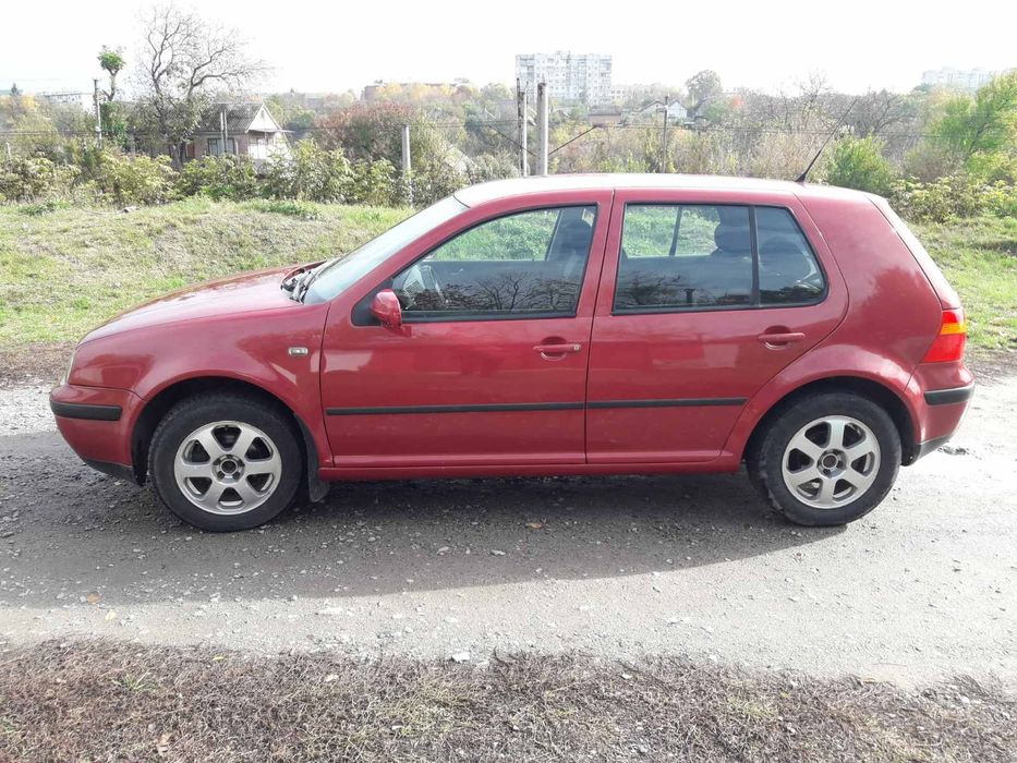 Продам або обмін гарний гольф4 газ - бензин