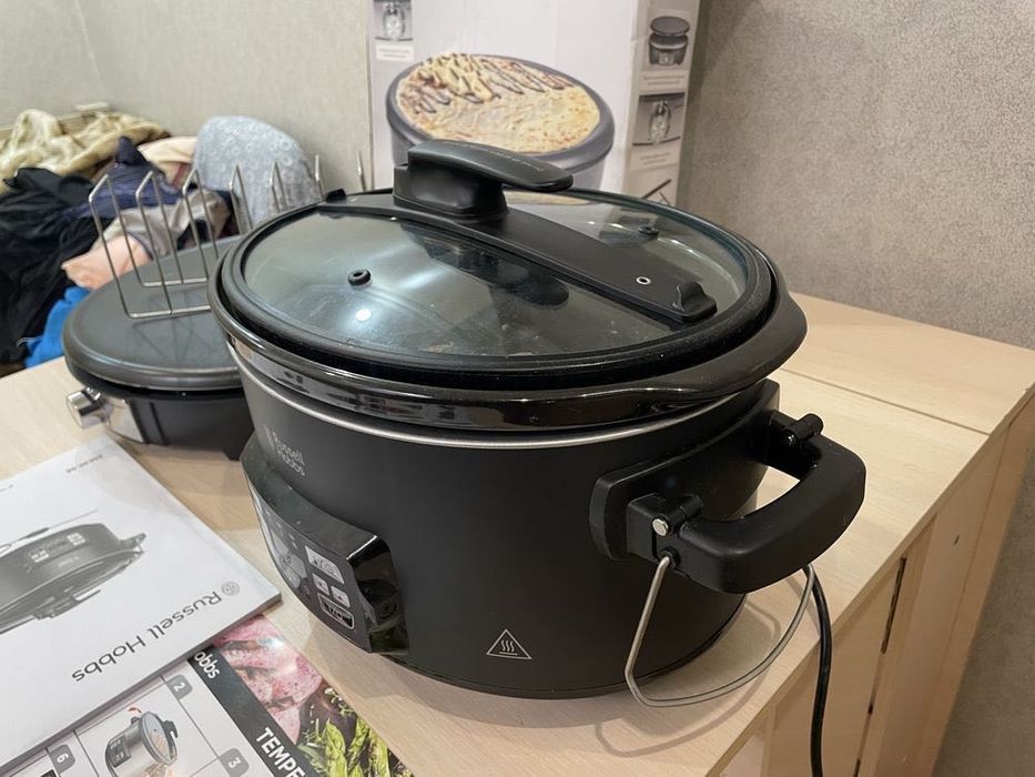 Продам мультиварку медленоварку Russell Hobbs 25630-56
