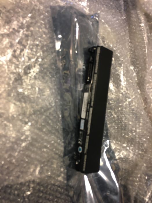 Bateria portatil Toshiba - PA3831U-1BRS