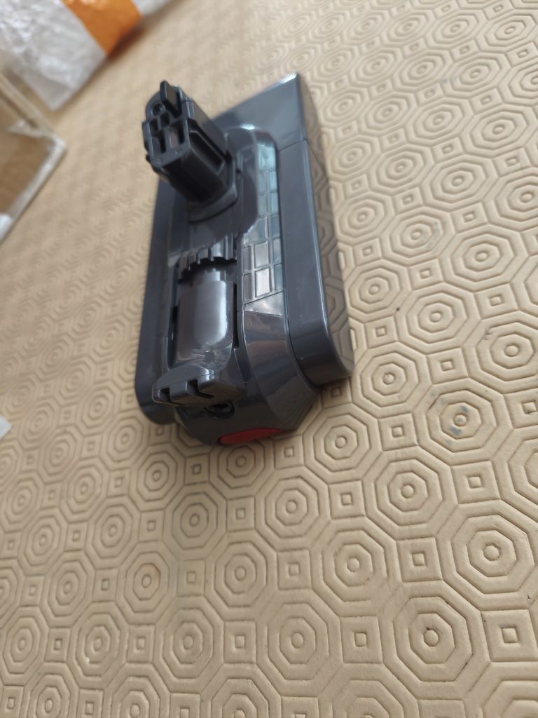 Bateria Dyson V11 25.2V 100.8Wh