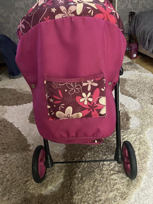 Коляска для кукол