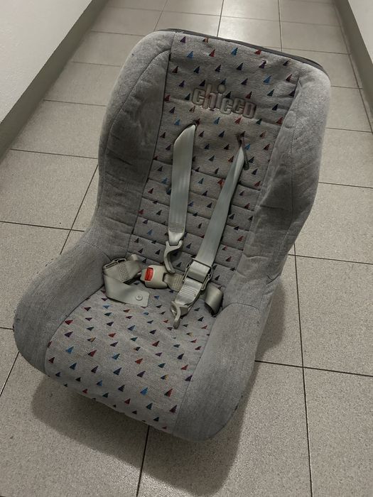 Cadeira de carro de bebe