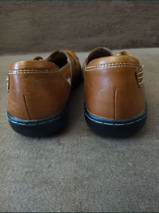 Туфлі бренда Clarks 37,5/24