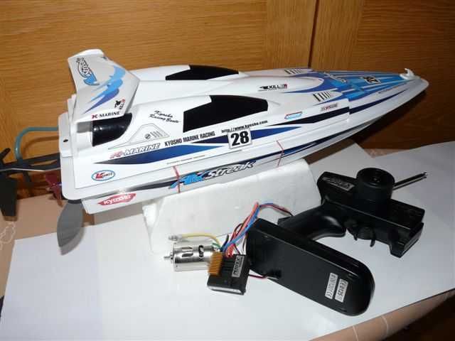 TROCO-Barco electrico Kyosho Airstreak 500EP;escala 1:20; ler anuncio