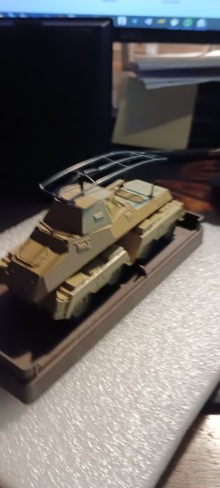 Carro De Combate Die Cast SOLIDO escala 1:43 antigo e raro