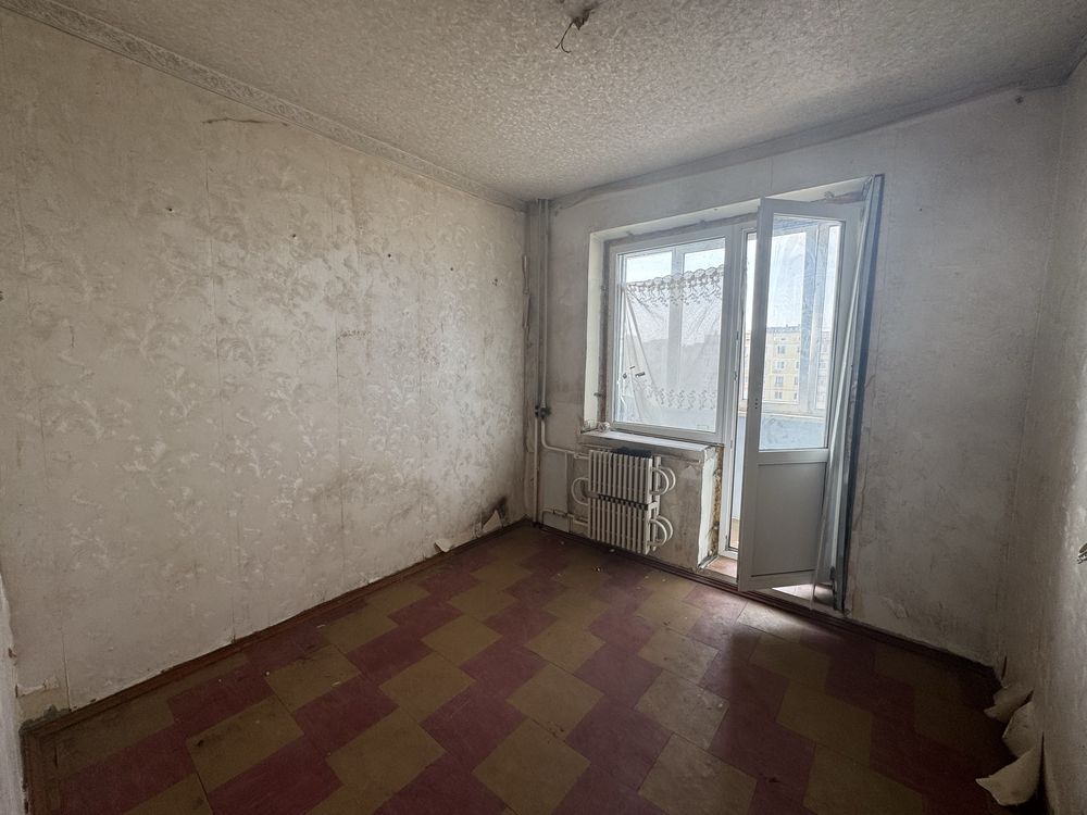 Продам 3-ком.кв.Левый берег,10 микр,Пчелка