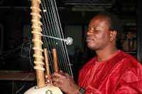Konso afinadores de kora harpa africana em cabedal