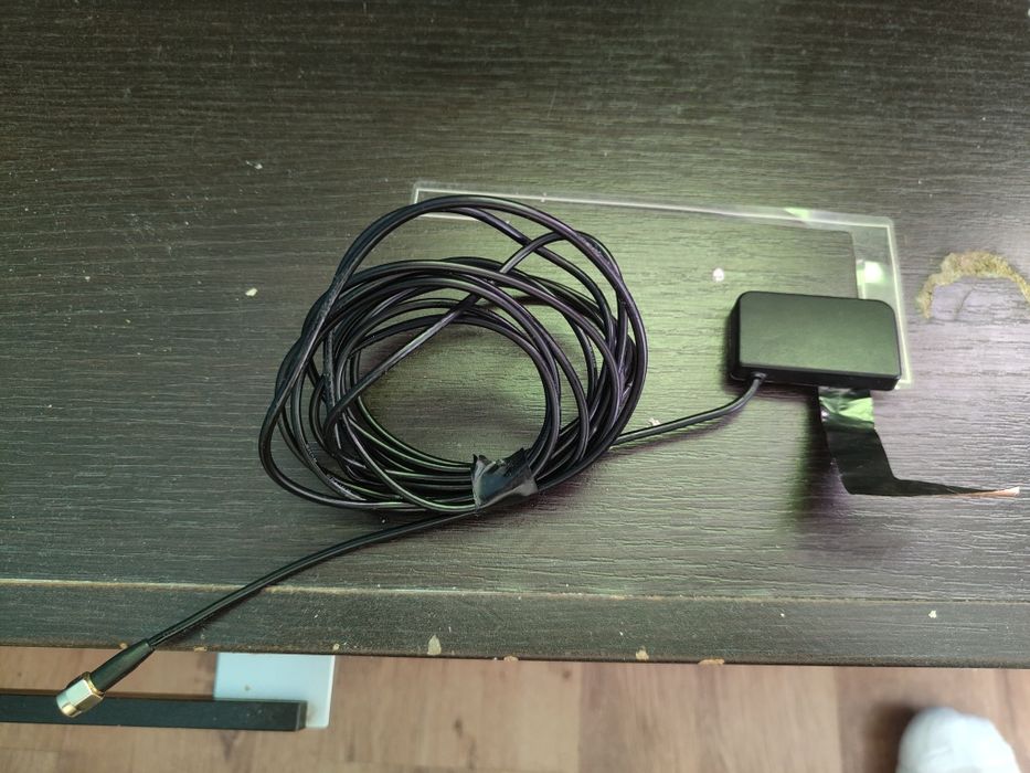 Antena samochodowa dab+.