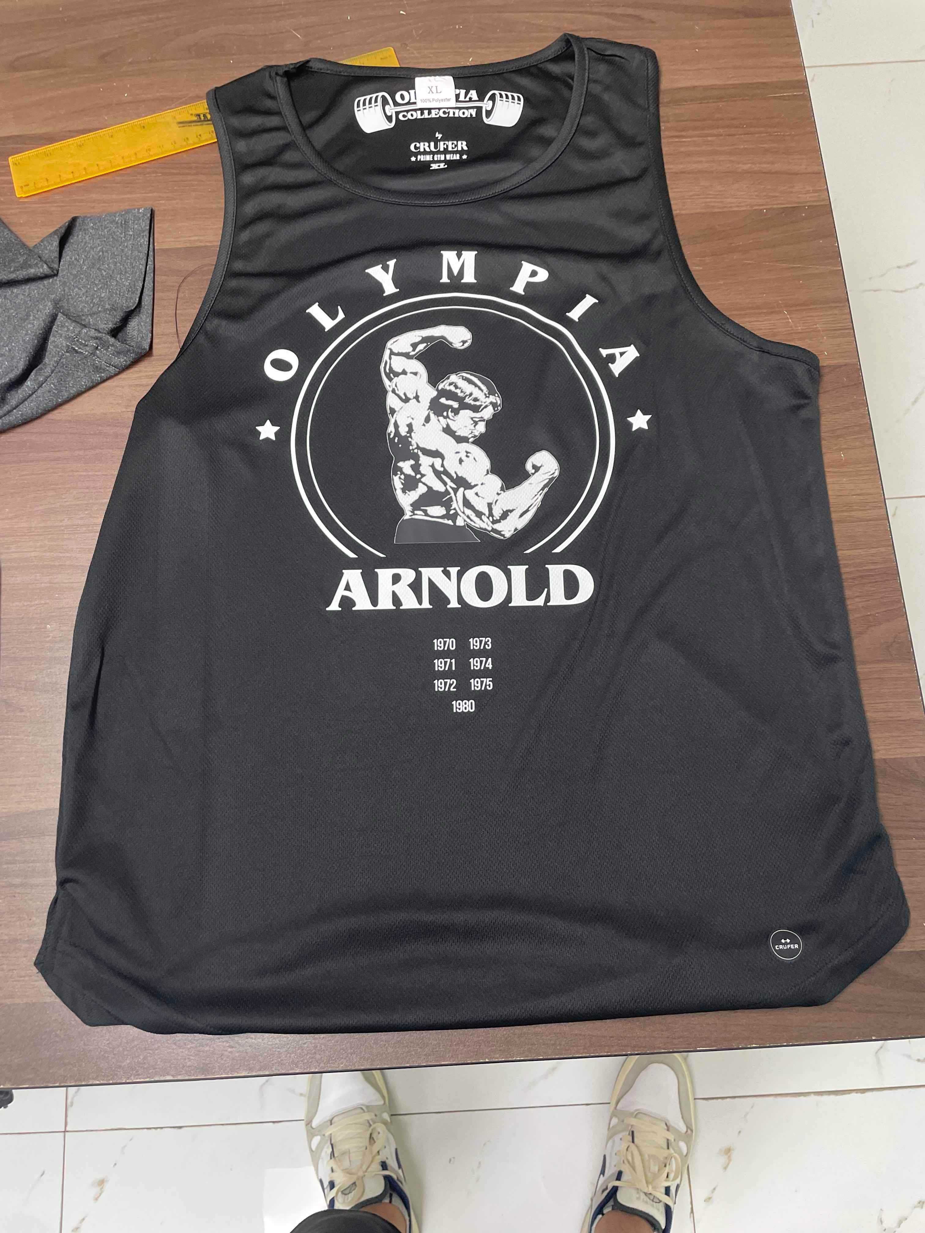 T-Shirt Tank Top Caveada Ginásio Treino Arnold Bodybuilding - L e XL