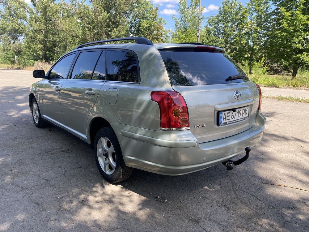 Toyota Avensis 2.0