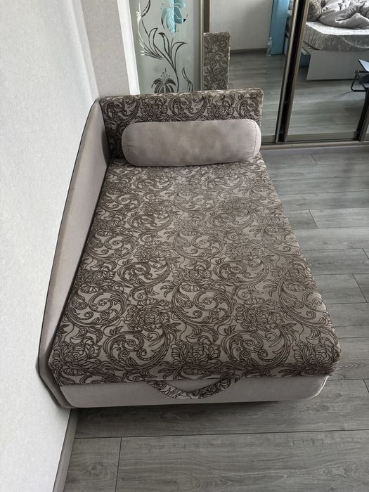 Продам диван-ліжко (софа)