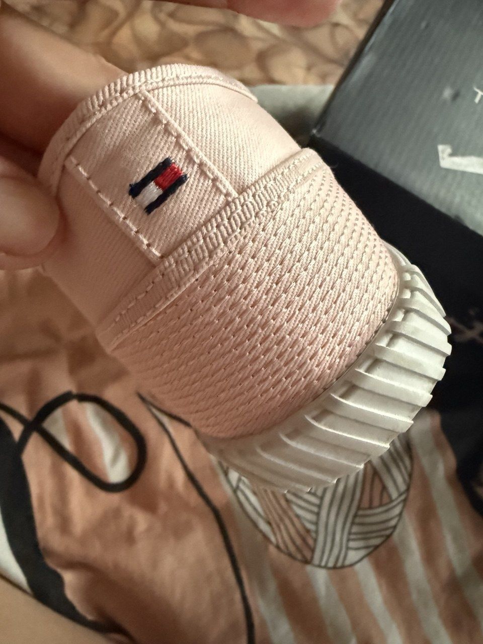 Кеди Tommy Hilfiger 36 розміру