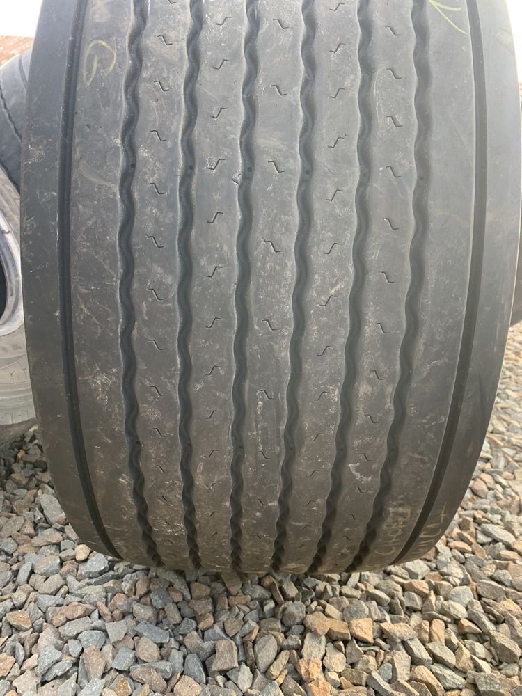 915. Opona Michelin XTA2 44/45/19,5