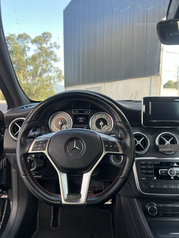 Mercedes Benz A180