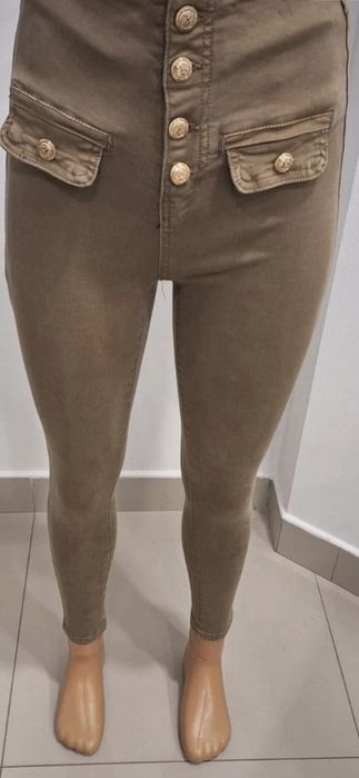 Nowe jeansy wysoki stan M Sara guziki 40/42 L/XL