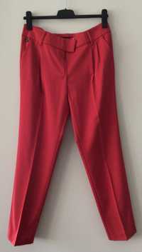 Czerwone klasyczne spodnie z kantem (Monnari)
