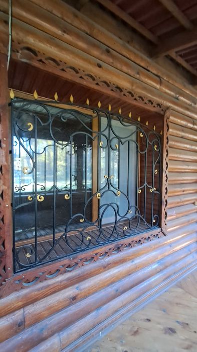 Продам комерційне приміщення в центрі с.Селише