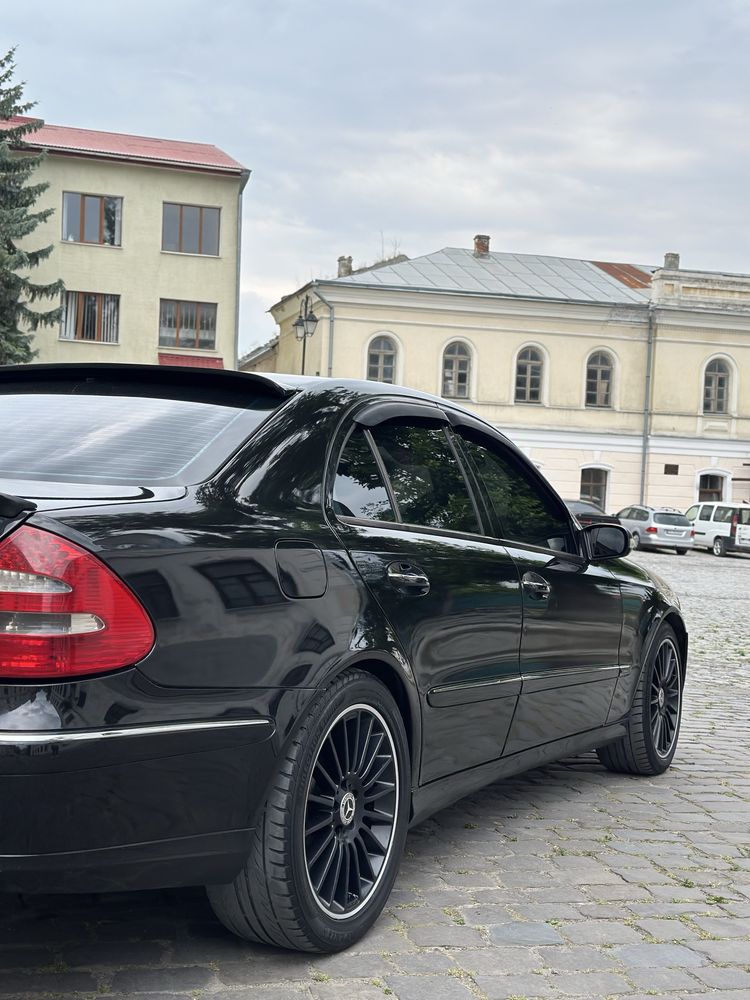Mercedes Benz w211 e280