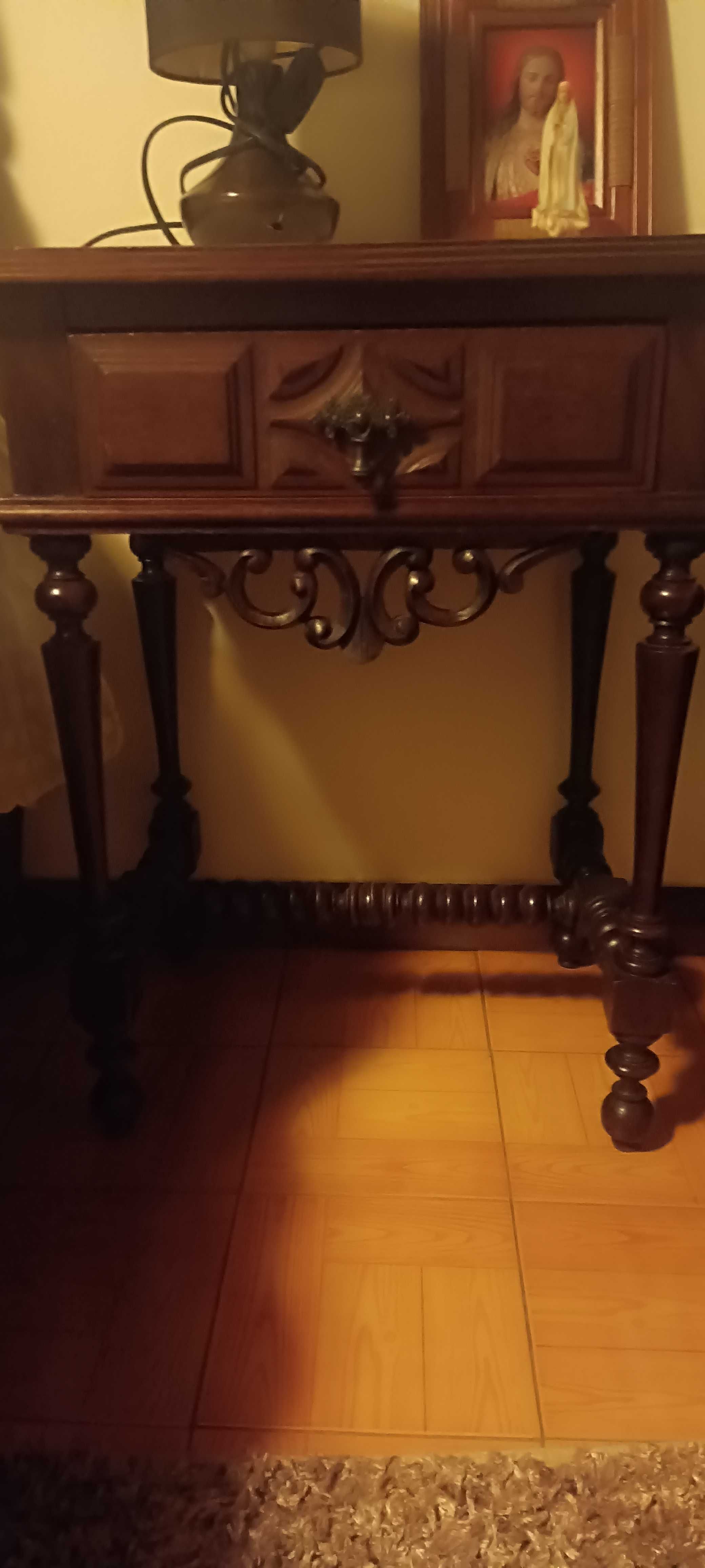 Mobília de quarto antiga