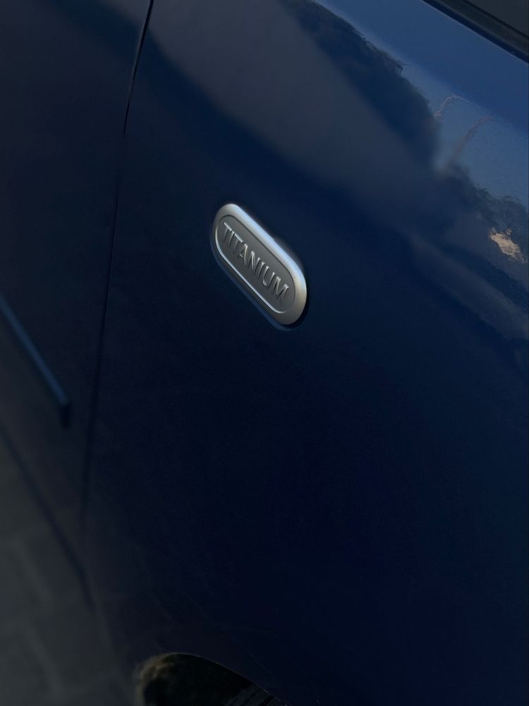 Продається автомобіль Форд C-max titaniun