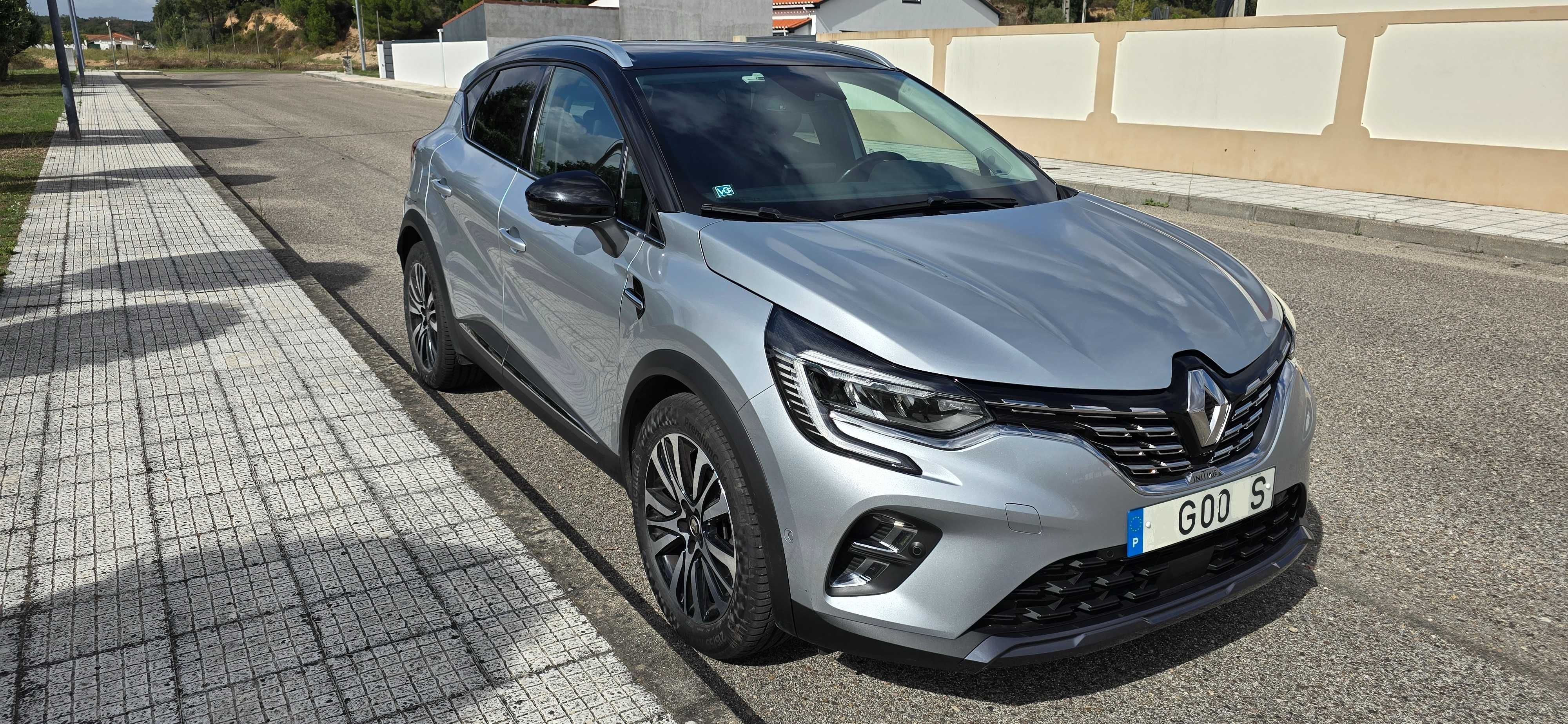 Renault  Captur Versão – Initial Paris E-TECH HÍBRIDO PLUG –IN 160