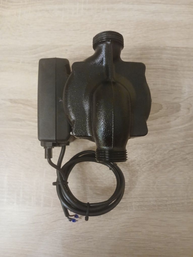 Pompa obiegową grundfos brotje UPER 15.60 130 Nowa