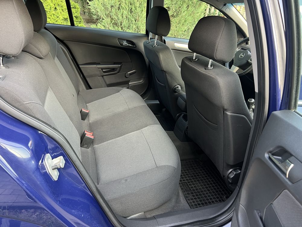 Opel Astra H 1.6 Benzyna Sekwencja GAZ Klima Ambient Light 2008Rok