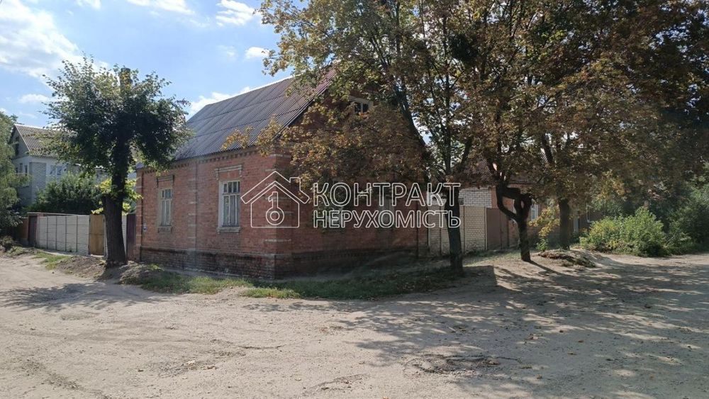 Продам будинок біля метро Спортивна  єВідновлення