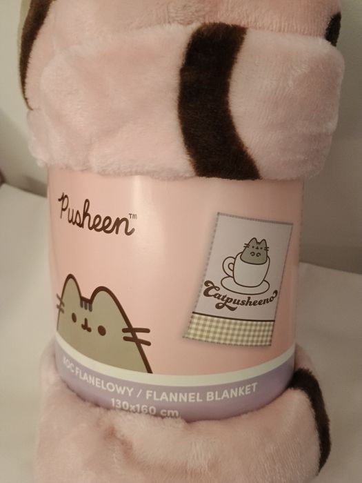 Koc flanelowy rozmiar 130x160 z motywem Pusheen