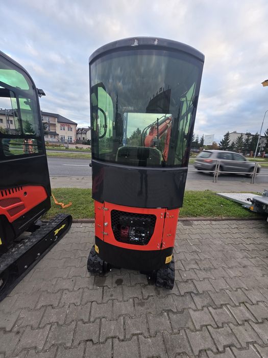 Koparka 1t z osprzętem z kabiną dizel nowa