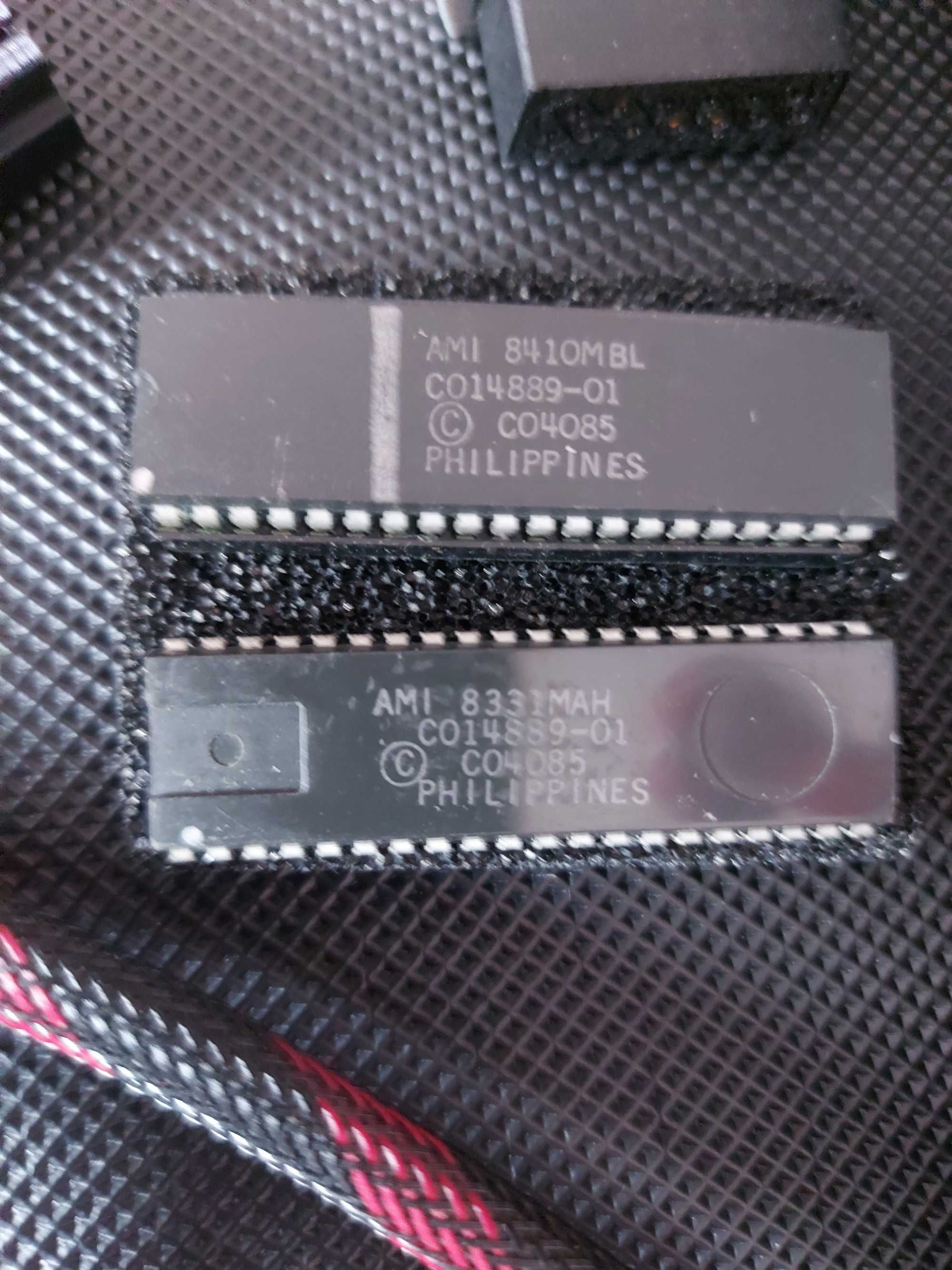 ATARI 800XL, stereo na Pokeyach, Sophia 2, AVG Cart i dużo dodatków