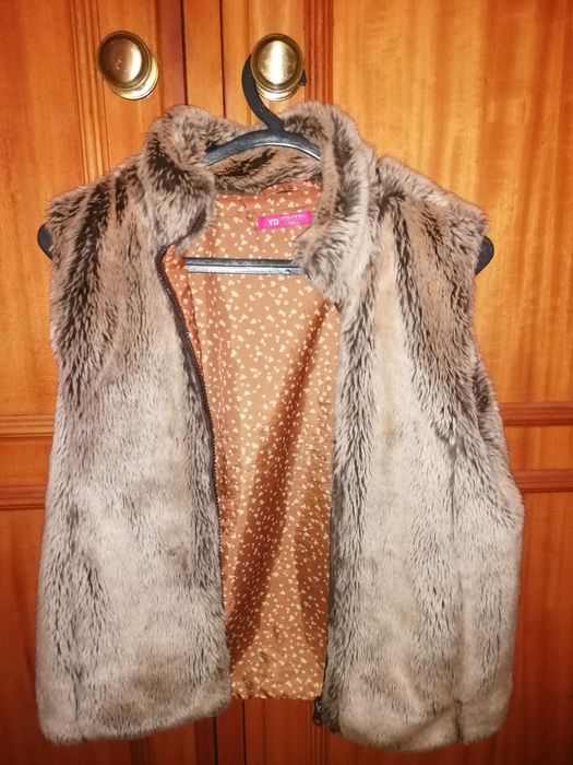 Colete YD  com pelinho.