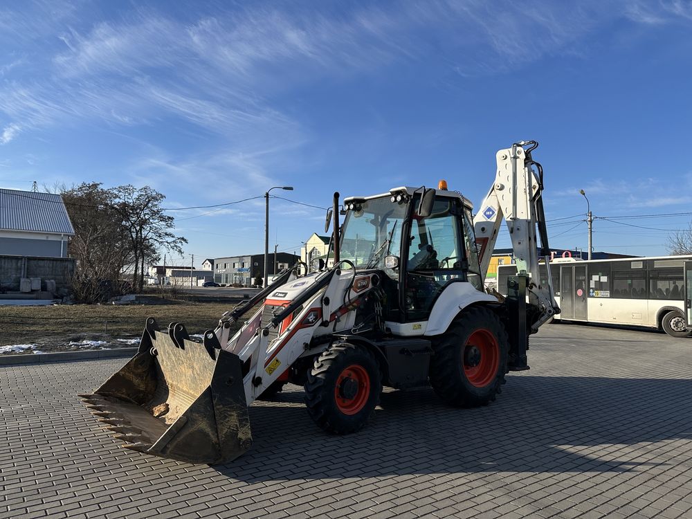 Ескаватор-навантажувач BOBCAT B730R