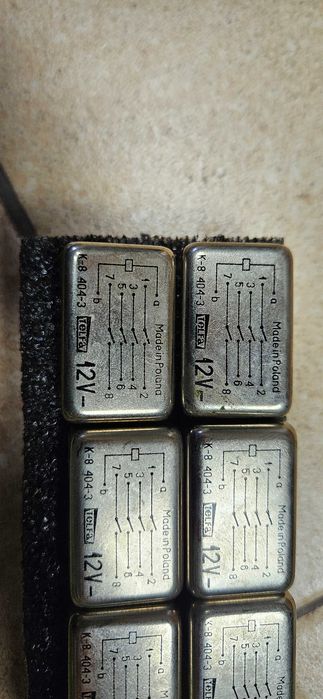 przekaźnik K8 404 12V 8 sztuk