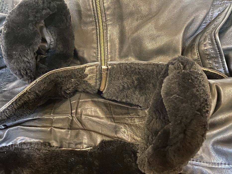 Зимова шкіряна куртка чоловіча