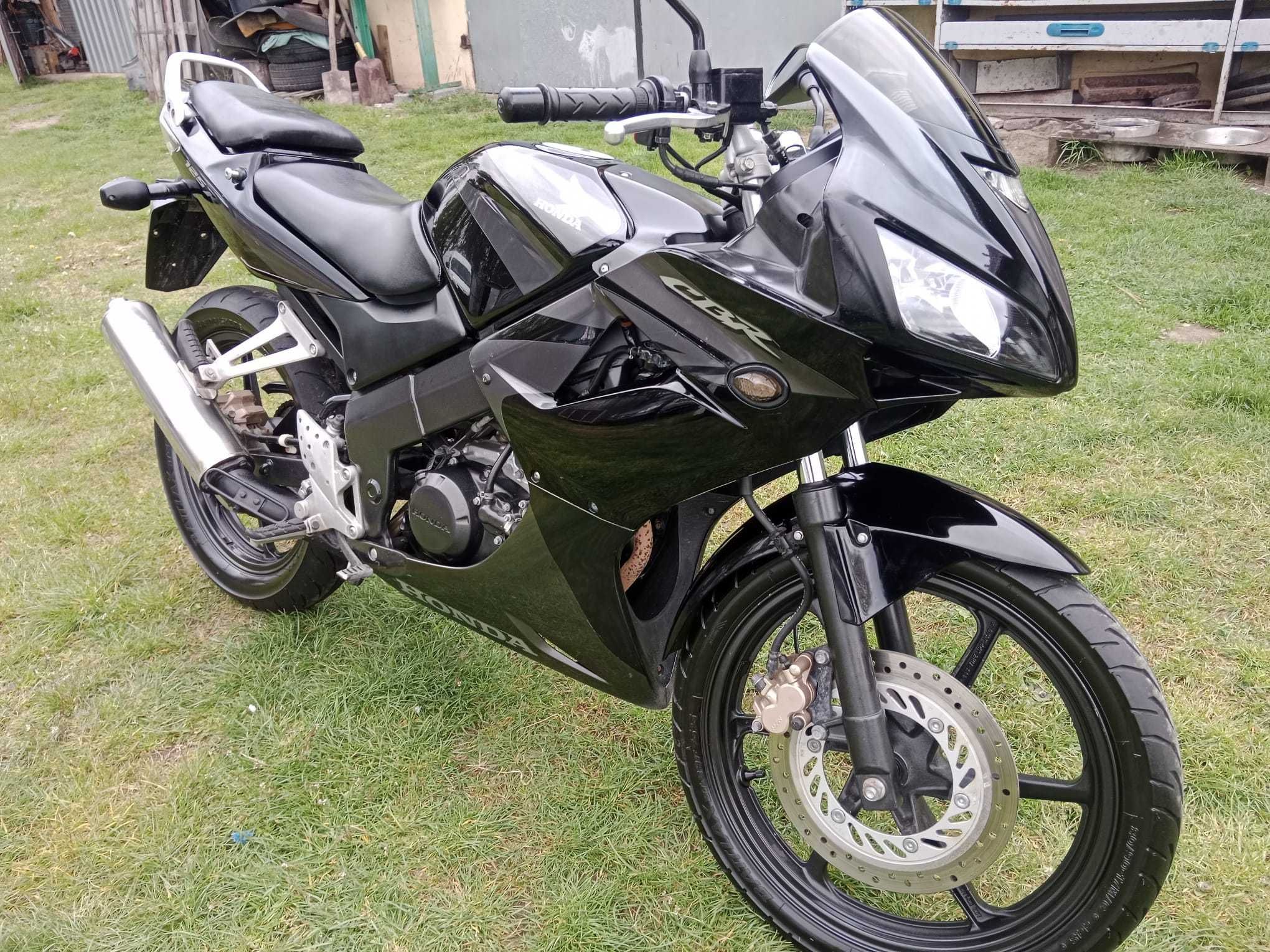 HONDA CBR 125 09r