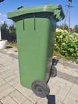 Kos na śmieci WEBER 140 litrów