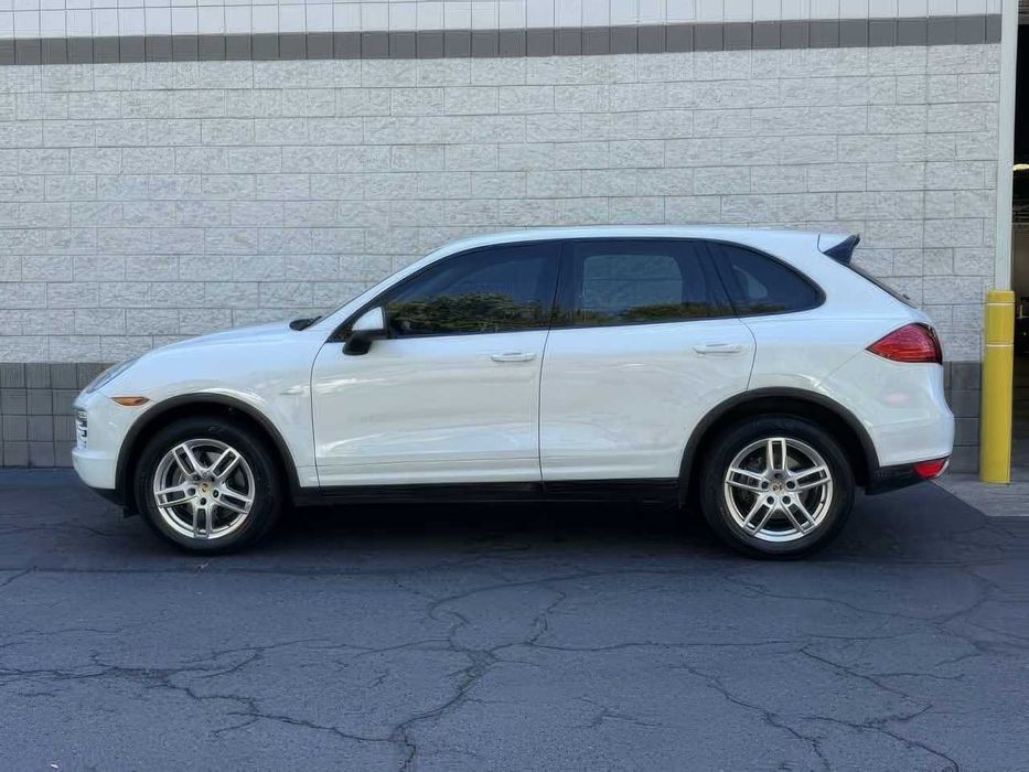 Porsche Cayenne Platinum      2014