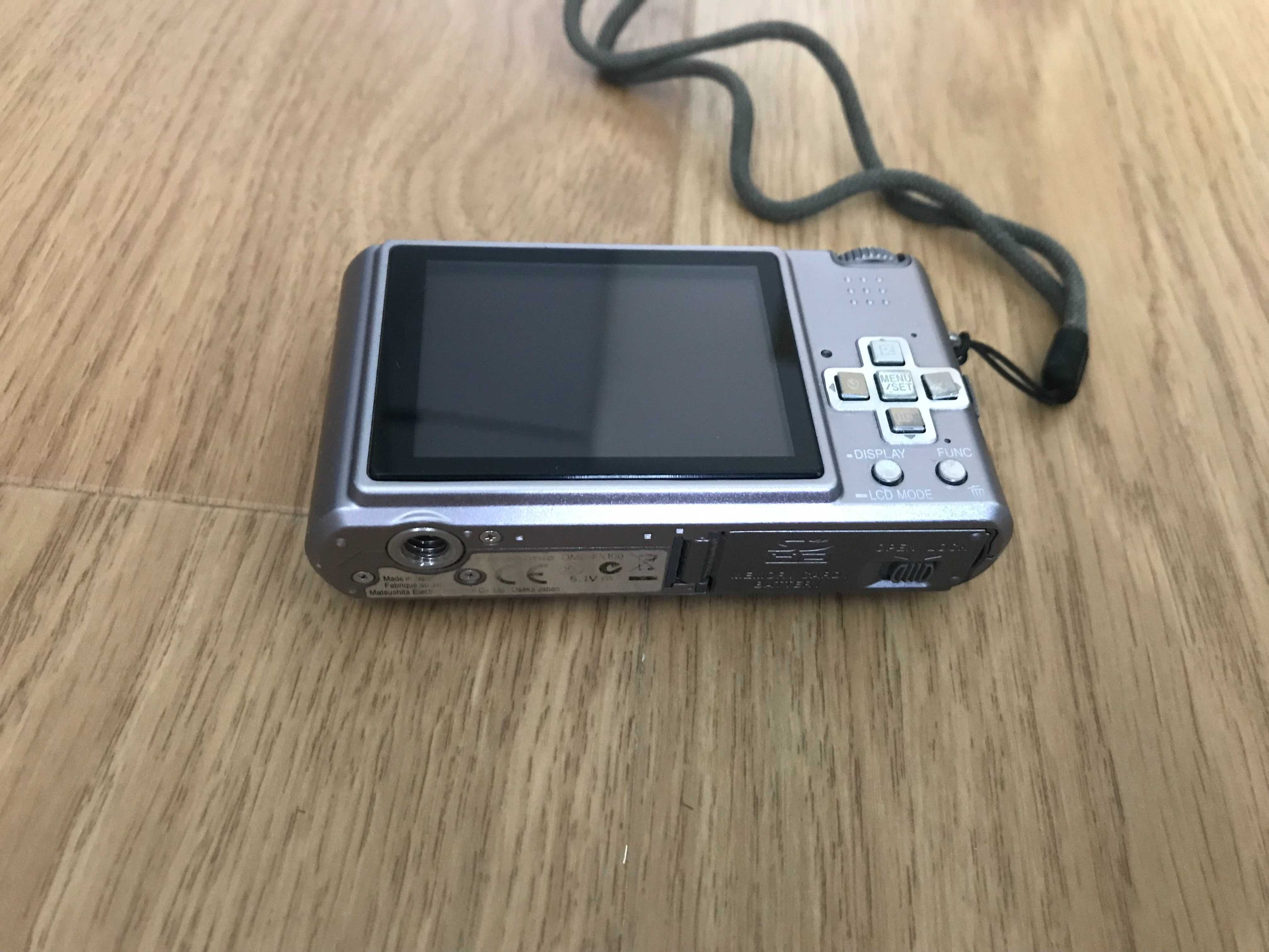 Aparat cyfrowy Panasonic Lumix DMC-FX100 z akcesoriami w etui Hama!