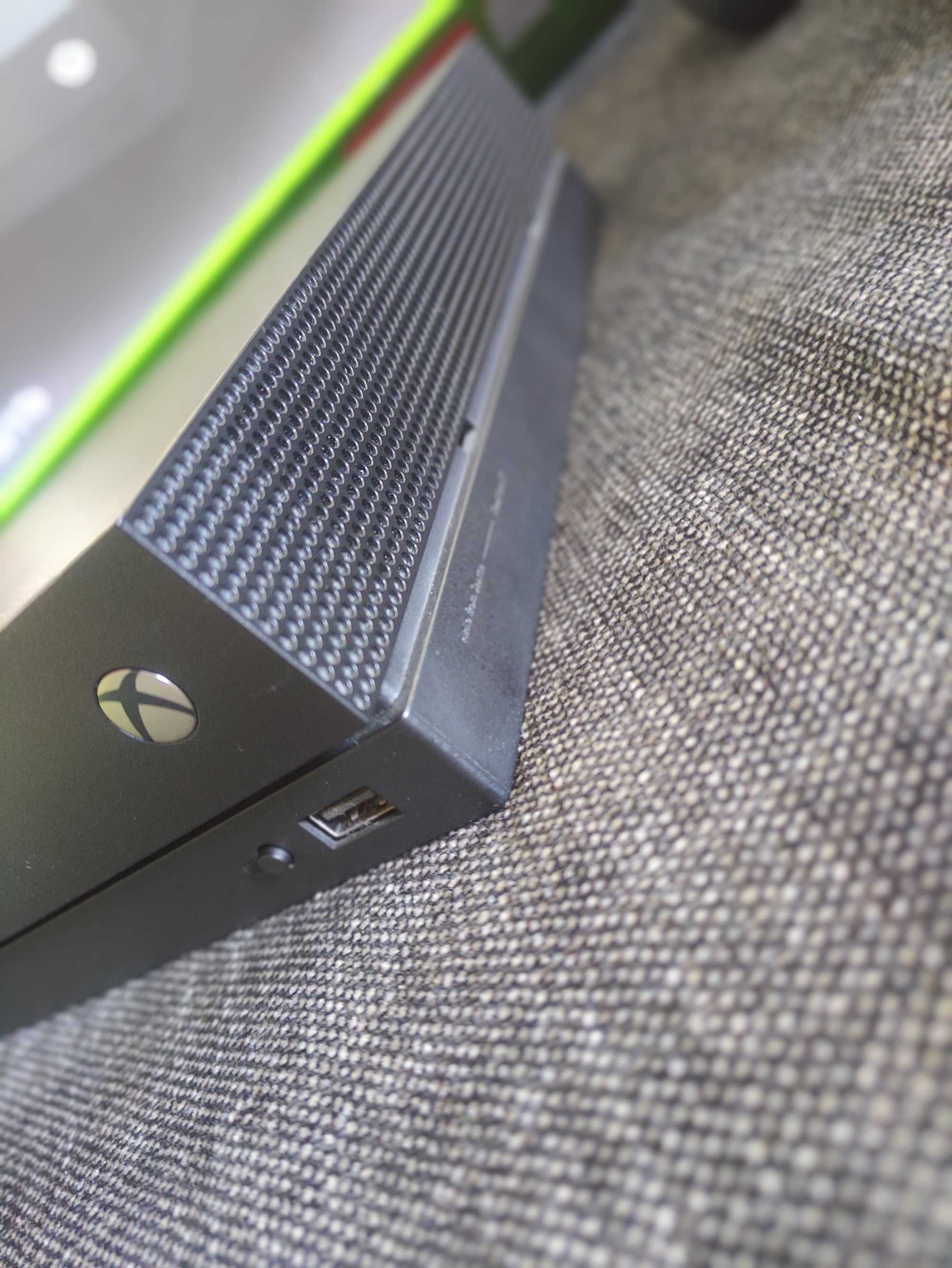 Xbox One x + 35 jogos na biblioteca