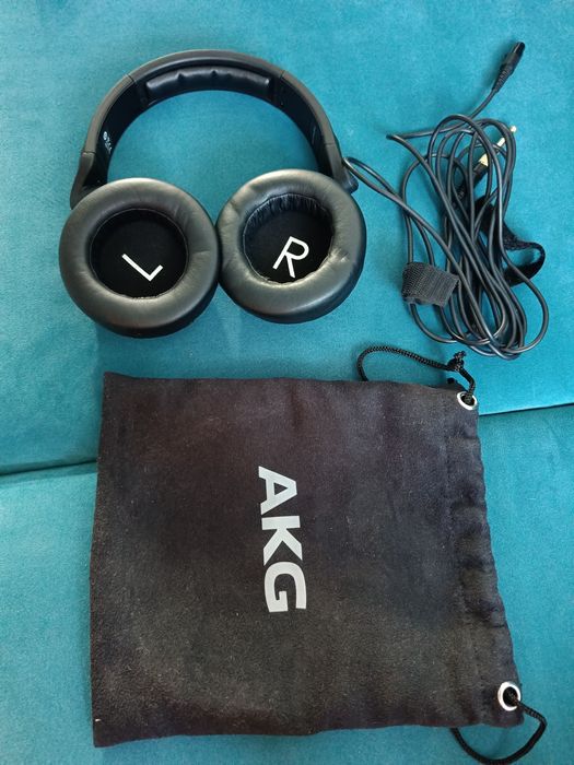 Słuchawki AKG K182