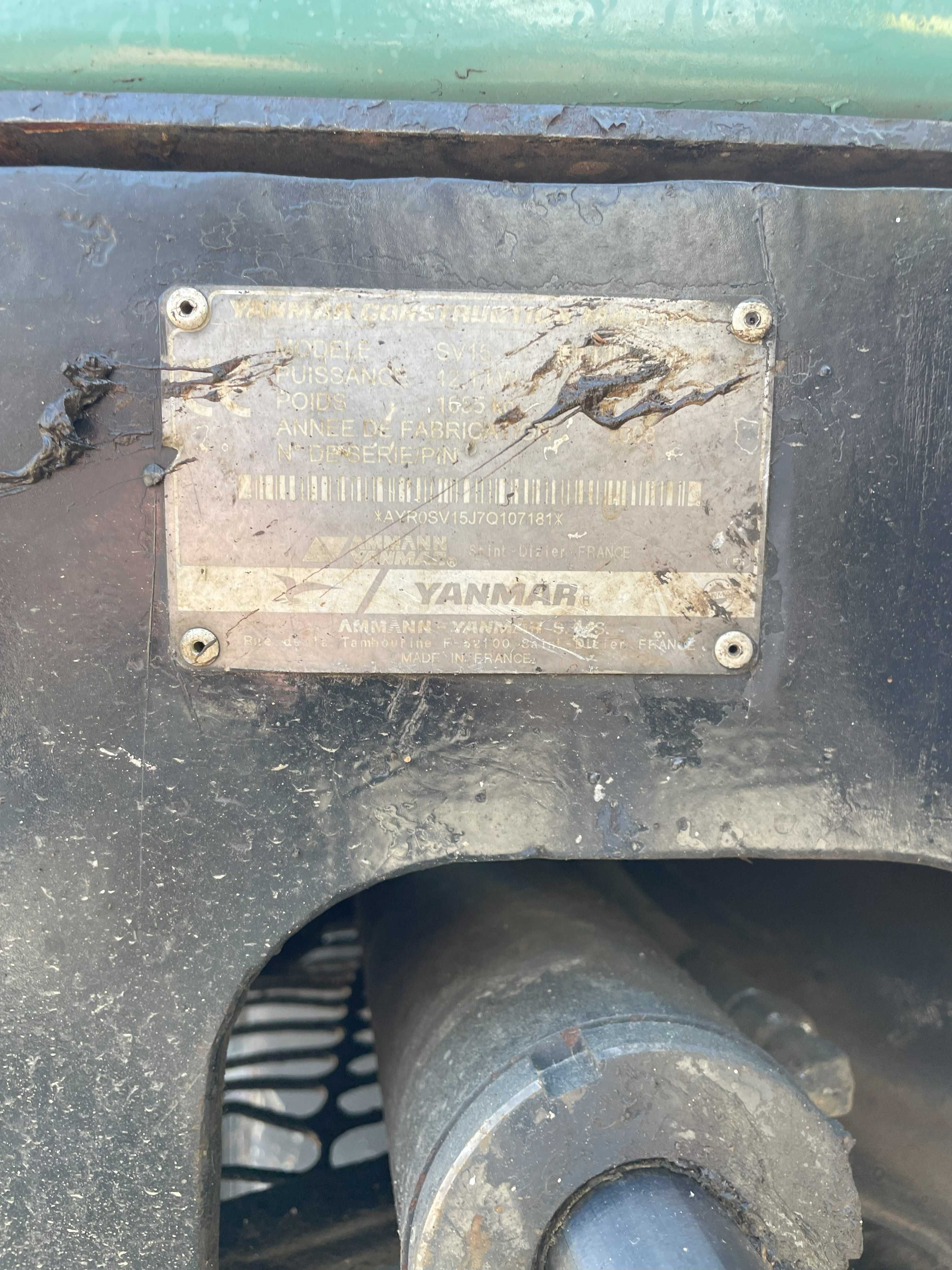 Mini giratória - escavadora Yanmar SV15