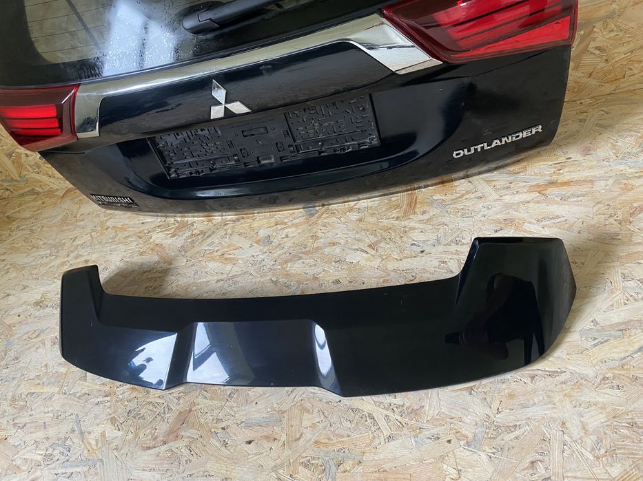Спойлер Оутлендер 3 Mitsubishi Outlander 3 PHEV 2016-2021